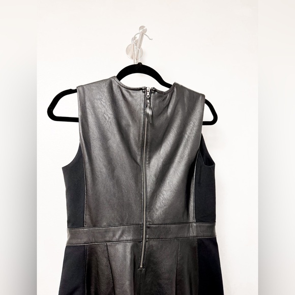 SPANX Sleeveless Sheath NYE Chic Fitted Zippered Midi Dress Black Medium‎ - Picture 8 of 13
